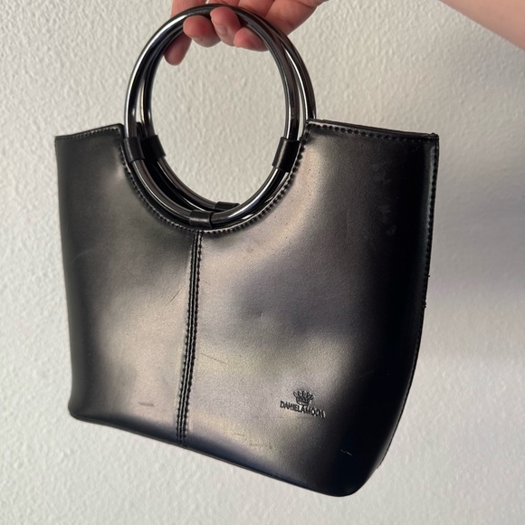 Daniela Moda Vera Pelle Leather Ring Handbag Made in Italy Sleek Chic Minimalist - Picture 2 of 13